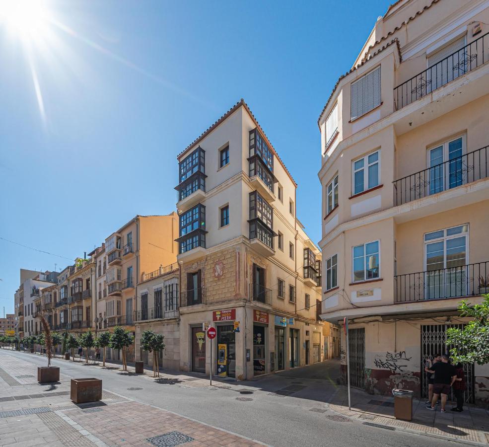 Dona Elvira. Las Terrazas Malaga Exterior photo